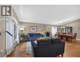 64 CALEDONIA Avenue - 8