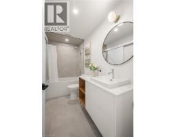 84 CHALMERS Street N - 36