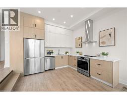 84 CHALMERS Street N - 38