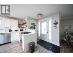 260 OWEN Street - 11