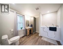 260 OWEN Street - 24