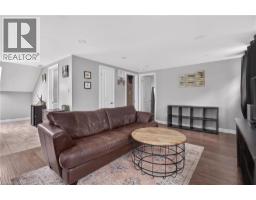 258 LYNDEN Road - 40