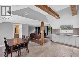 258 LYNDEN Road - 46