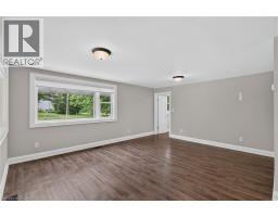 258 LYNDEN Road - 6