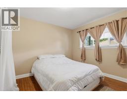 53 SIXTH Avenue - 17