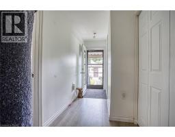 137 WENTWORTH Street N - 9