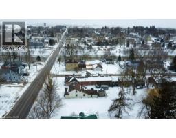21 MAIN Street W - 37