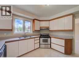 14 ANTRIM Court E - 10