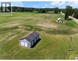 471 LYNEDOCH Road - 36