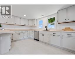 471 LYNEDOCH Road - 9