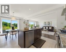 47 NEWCASTLE Court - 9