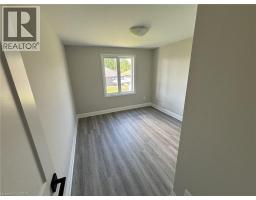 800 GARDEN COURT Crescent - 11