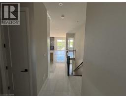 800 GARDEN COURT Crescent - 3