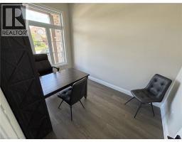 800 GARDEN COURT Crescent - 4