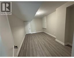 800 GARDEN COURT Crescent - 7