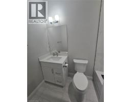 800 GARDEN COURT Crescent - 8