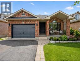 18 KEYS Crescent - 1