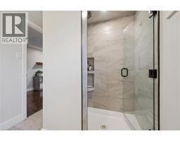152 WELLINGTON ROAD 7 - 17