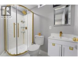 138 BLACKHORNE Drive UnitNo. 4 - 21