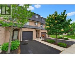 138 BLACKHORNE Drive UnitNo. 4 - 4