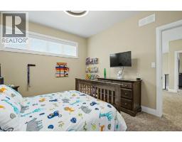 157 GREEN GATE Boulevard - 25