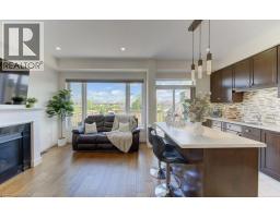 42 GREENWATER Street - 11