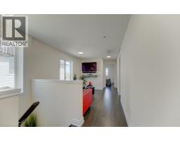 42 GREENWATER Street - 22
