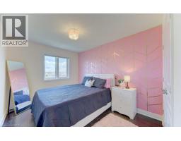 42 GREENWATER Street - 23