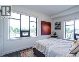 30 HAMILTON Street S UnitNo. 213 - 30