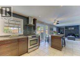 14 ROSE GARDEN Street - 17