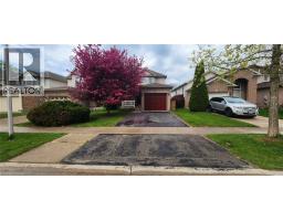 119 ROSSMORE Court - 1