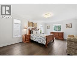 105 HARWOOD Road - 16