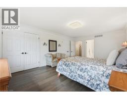 105 HARWOOD Road - 17