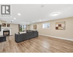 105 HARWOOD Road - 23