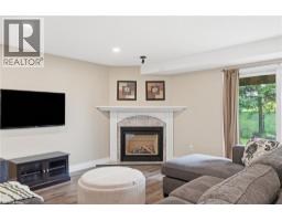105 HARWOOD Road - 24