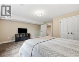 105 HARWOOD Road - 29