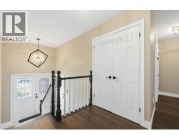 105 HARWOOD Road - 4