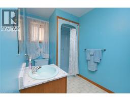32 MCMASTER Drive - 34