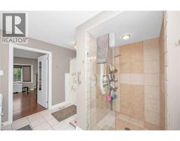2 CHERRY Avenue - 29