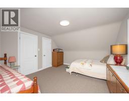 2 CHERRY Avenue - 31