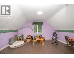 2 CHERRY Avenue - 32