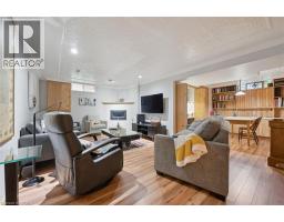 10 RADCLIFFE Drive - 28