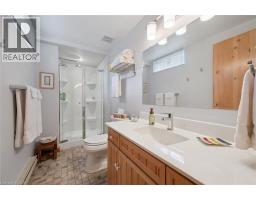 10 RADCLIFFE Drive - 32