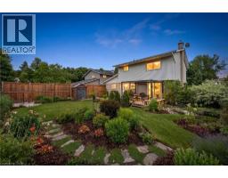 10 RADCLIFFE Drive - 33
