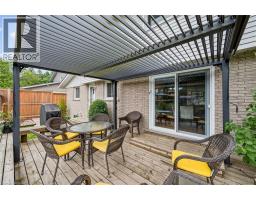 10 RADCLIFFE Drive - 36