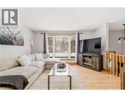 230 SAUGEEN Street - 15