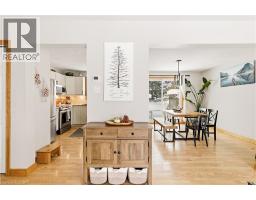 230 SAUGEEN Street - 16