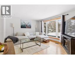 230 SAUGEEN Street - 17