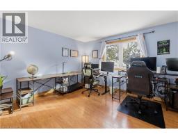 230 SAUGEEN Street - 31