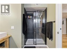 230 SAUGEEN Street - 44